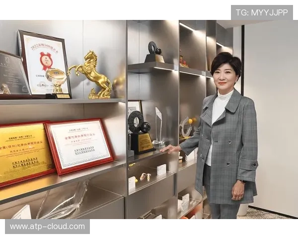 聚焦中国最成功企业家引领时代创新与社会进步的非凡传奇故事宏图 聚焦中国最成功企业家引领时代创新与社会进步的非凡传奇故事宏图