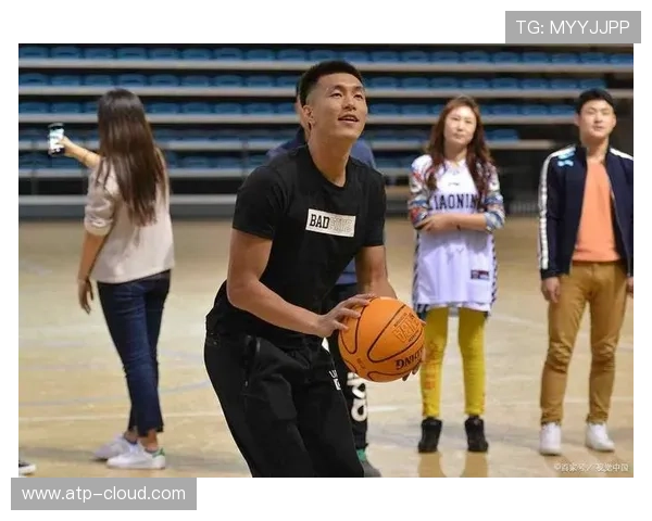 郭艾伦徐昕合砍三九分难救广州